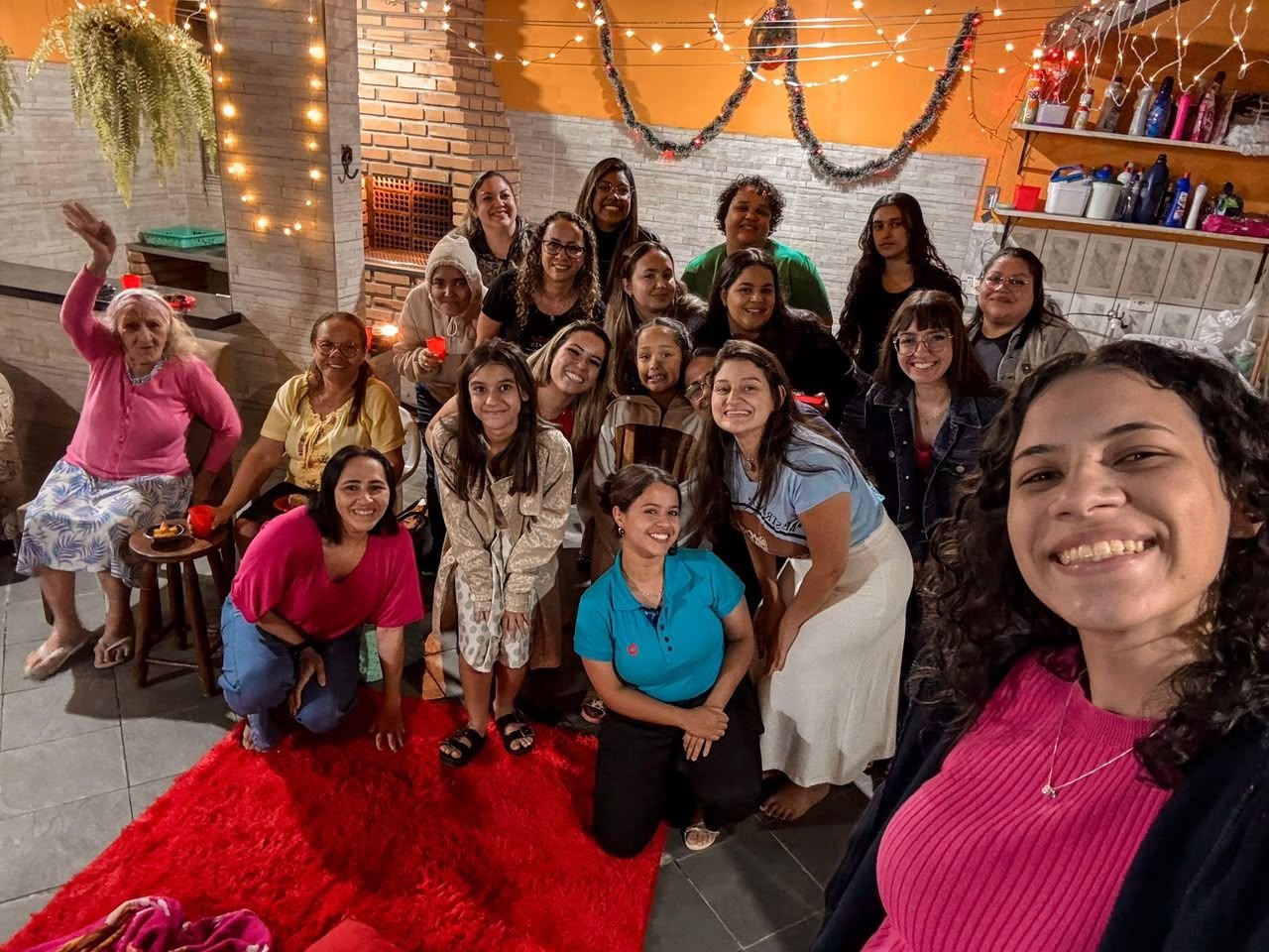 Comunidade reunida — Encontro Pink's Mulher Corajosa