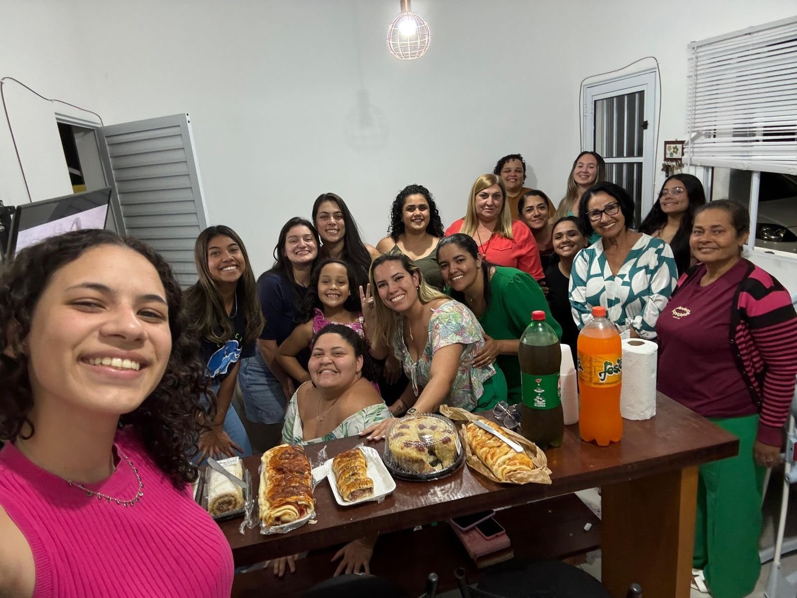 Encontro sob as estrelas — Encontro Pink's Mulher Corajosa