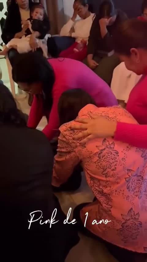 Momento de comunhão entre participantes